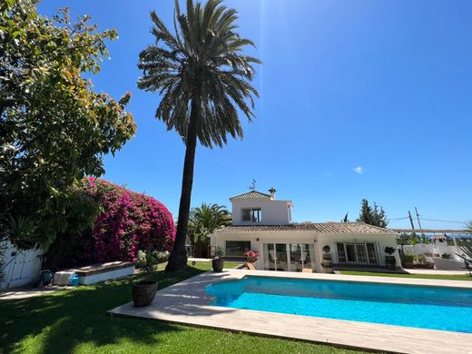Villa in Marbella Del Este, Malaga