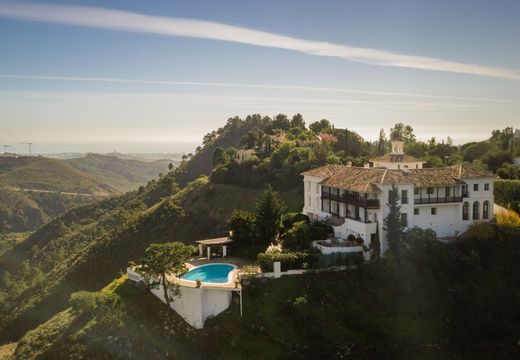 Villa in Benahavís, Malaga