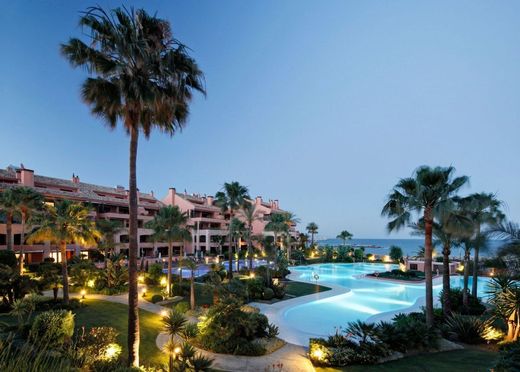 Piso / Apartamento en Puerto Banús, Málaga