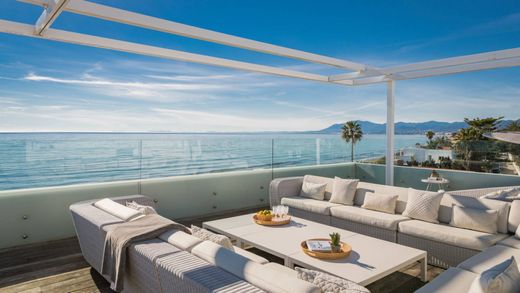 Villa a Marbella Del Este, Málaga