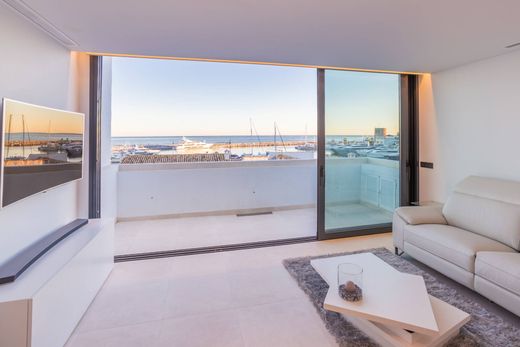 Penthouse in Puerto Banus, Malaga