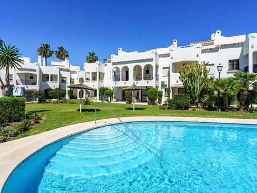 Townhouse in Estepona, Malaga