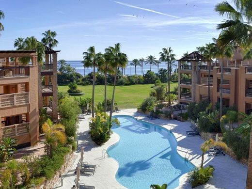 Apartment / Etagenwohnung in Marbella, Málaga