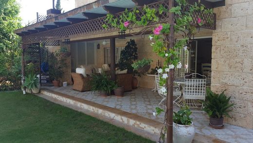 Villa a Nueva Andalucia, Málaga