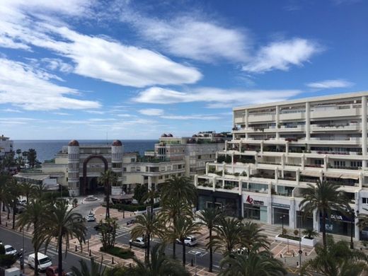 Penthouse in Puerto Banus, Malaga