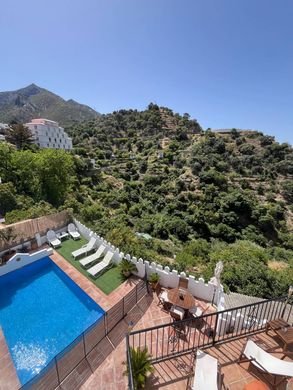 Casa de lujo en Istán, Málaga