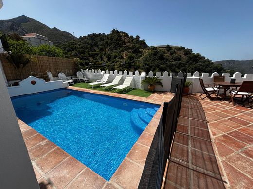 Luxury home in Istán, Malaga