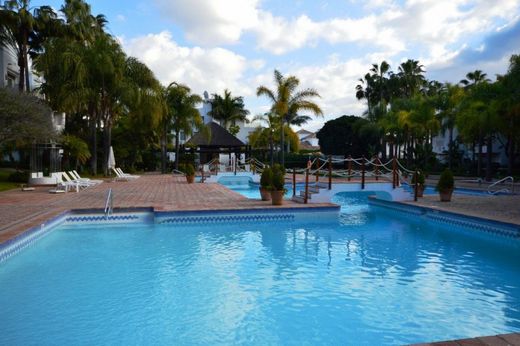 Appartamento a The Golden Mile, Málaga