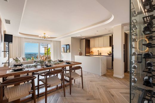 Penthouse in Benahavís, Malaga