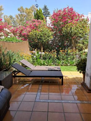 Apartamento - Nueva Andalucia, Málaga
