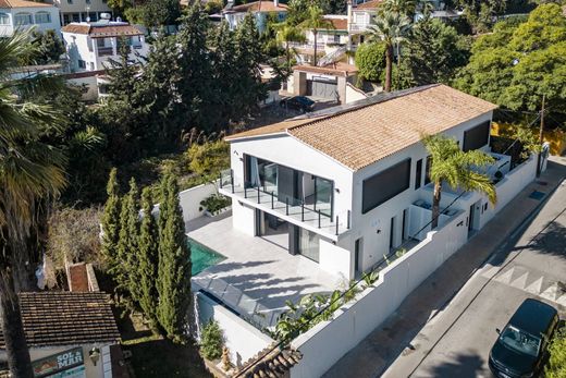 Villa in Nueva Andalucia, Malaga