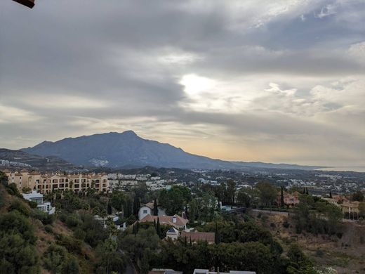 Apartment in Benahavís, Malaga