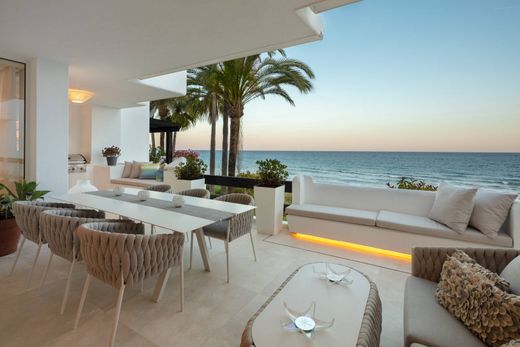 Penthouse in The Golden Mile, Malaga