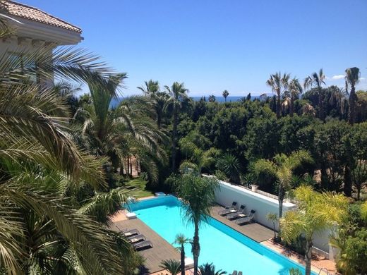 Apartment / Etagenwohnung in Marbella, Málaga