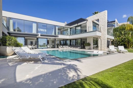 Villa in Benahavís, Malaga