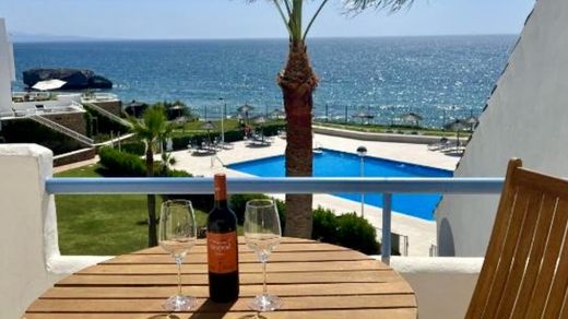 Townhouse in Casares, Malaga