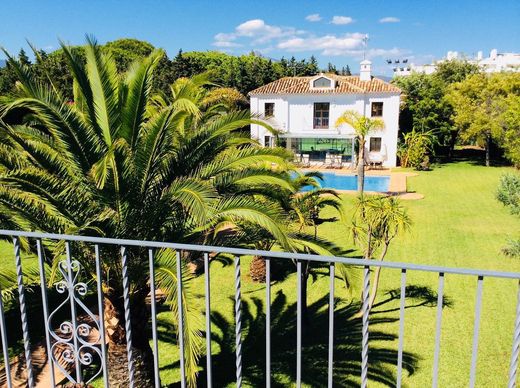 Villa in San Pedro de Alcántara, Malaga