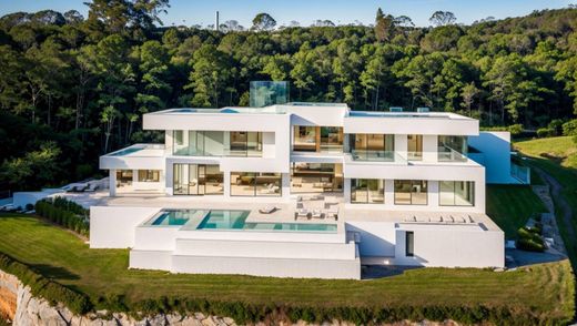 Villa in Marbella, Malaga