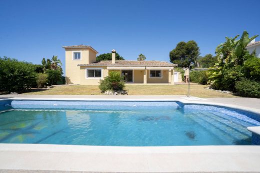 Luxus-Haus in Estepona, Málaga