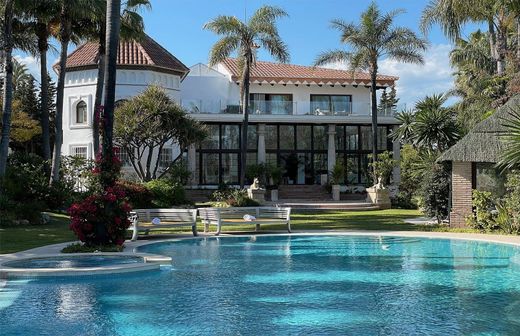 Mansion in Puerto Banus, Malaga