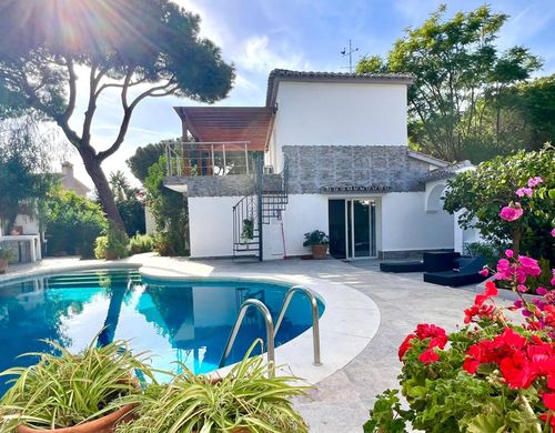 Villa in Marbella Del Este, Malaga