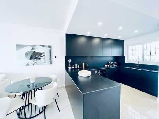 Apartment in Marbella, Malaga