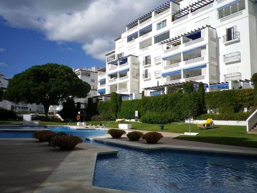 Apartment / Etagenwohnung in Marbella, Málaga
