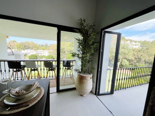 Photo inspiration: Gallery Detail: 3 Bedroom Luxury Penthouse For Sale In Nueva Andalucia Spain