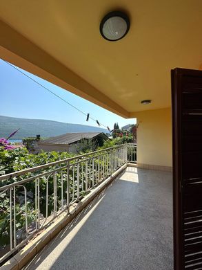 Maison de luxe à Ðenovići, Herceg Novi