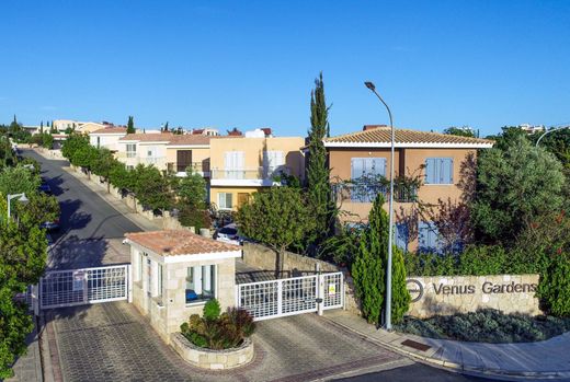 Apartment / Etagenwohnung in Paphos, Paphos District