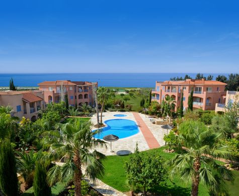 Apartment / Etagenwohnung in Paphos, Paphos District