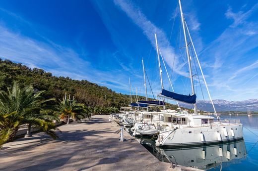 Land for sale in Tivat