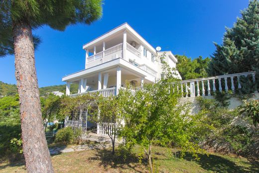 Luxury home in Šušanj, Bar