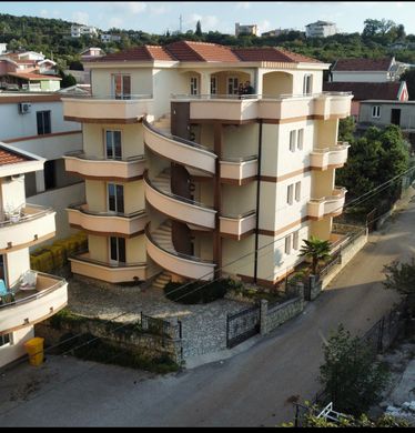 Casa de lujo en Dobre Vode, Bijelo Polje