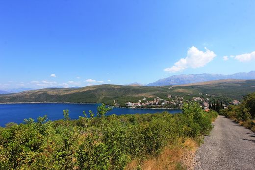 Land for sale in Kotor