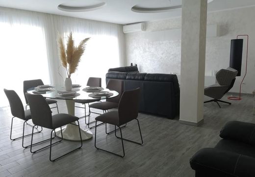 Luxe woning in Risan, Kotor