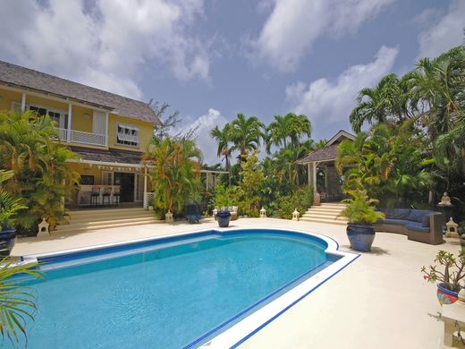 Luxury home in Mount Standfast, Saint James