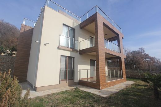 Villa a Dobre Vode, Bijelo Polje