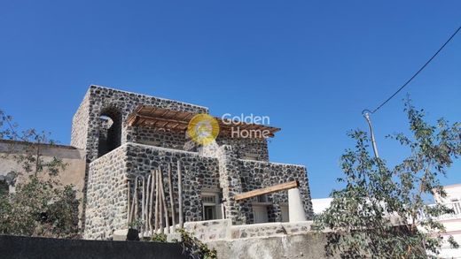 Συγκρότημα ανεξάρτητων κατοικιών σε Σαντορίνη, Nomós Kykládon