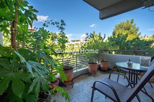 Apartment / Etagenwohnung in Glyfáda, Nomarchía Athínas