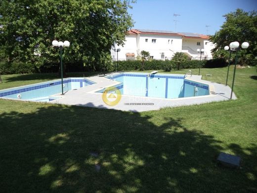 Casa Independente - Néos Erineós, Nomós Achaḯas