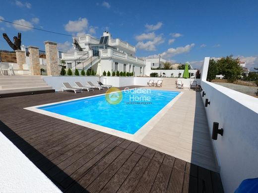 Πολυτελή κατοικία σε Ραφήνα, Nomarchía Anatolikís Attikís