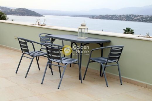 Μονοκατοικία σε Σαλαμίς, Nomós Piraiós