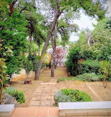 Элитный дом, Diónysos, Nomarchía Anatolikís Attikís