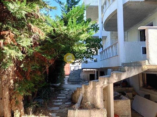 Detached House in Kifisiá, Nomarchía Athínas