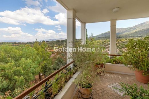 Papágou, Nomarchía Athínasのマルチファミリーヴィラ