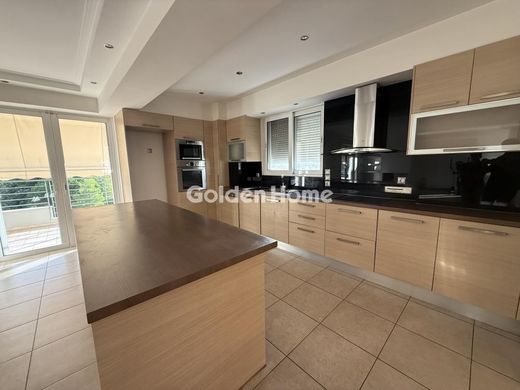 Piso / Apartamento en Marousi, Nomarchía Athínas