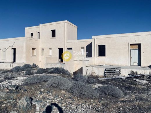 ‏בית בעיר ב  Áno Sýros, האיים הקיקלאדיים