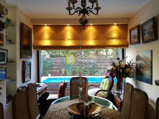 ‏בית חד-משפחתי ב  Voúla, Nomarchía Anatolikís Attikís