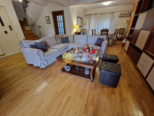 Chalet Pareado en Khalándrion, Nomarchía Athínas